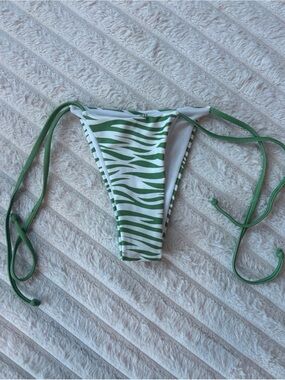 Shein Green and White Zebra Print Tie Bikini Bottoms